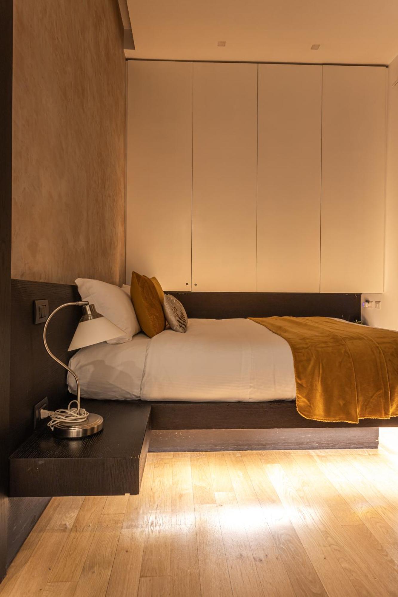 Private Apartment Colosseum Рим Экстерьер фото