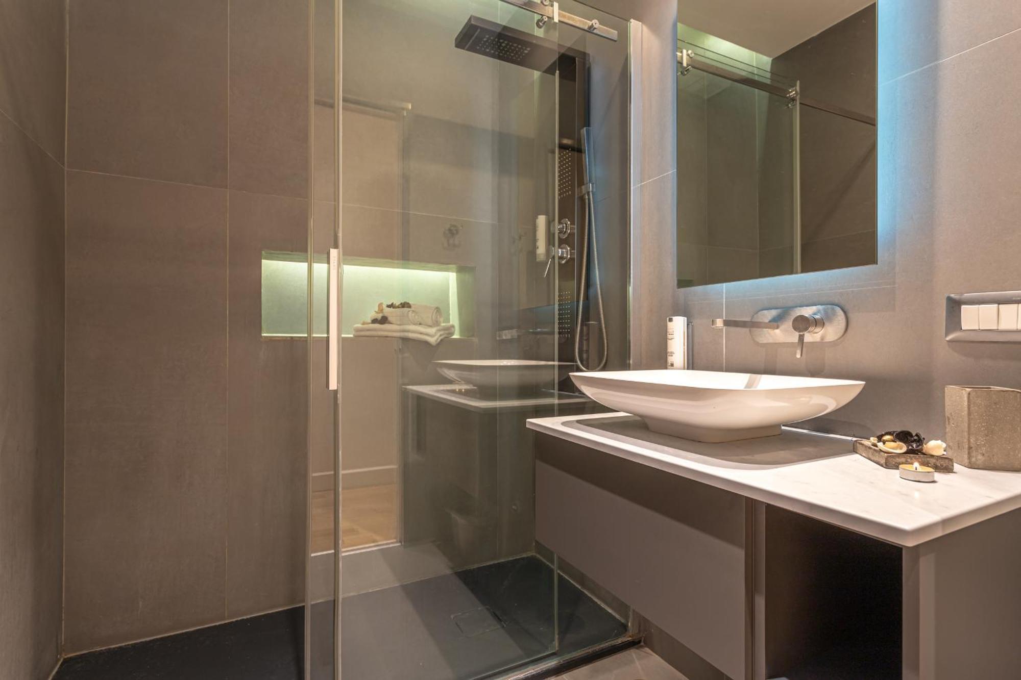 Private Apartment Colosseum Рим Экстерьер фото