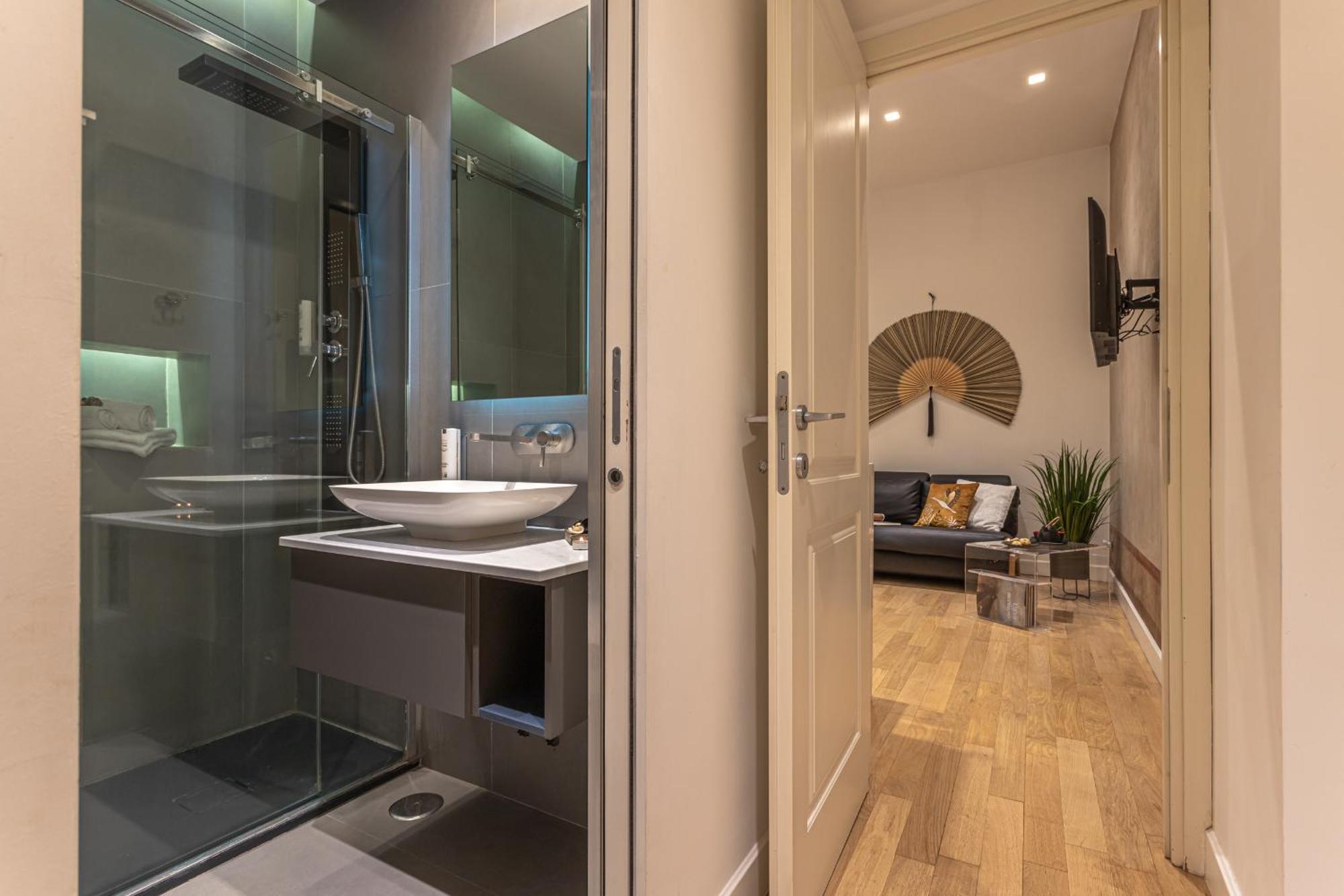 Private Apartment Colosseum Рим Экстерьер фото