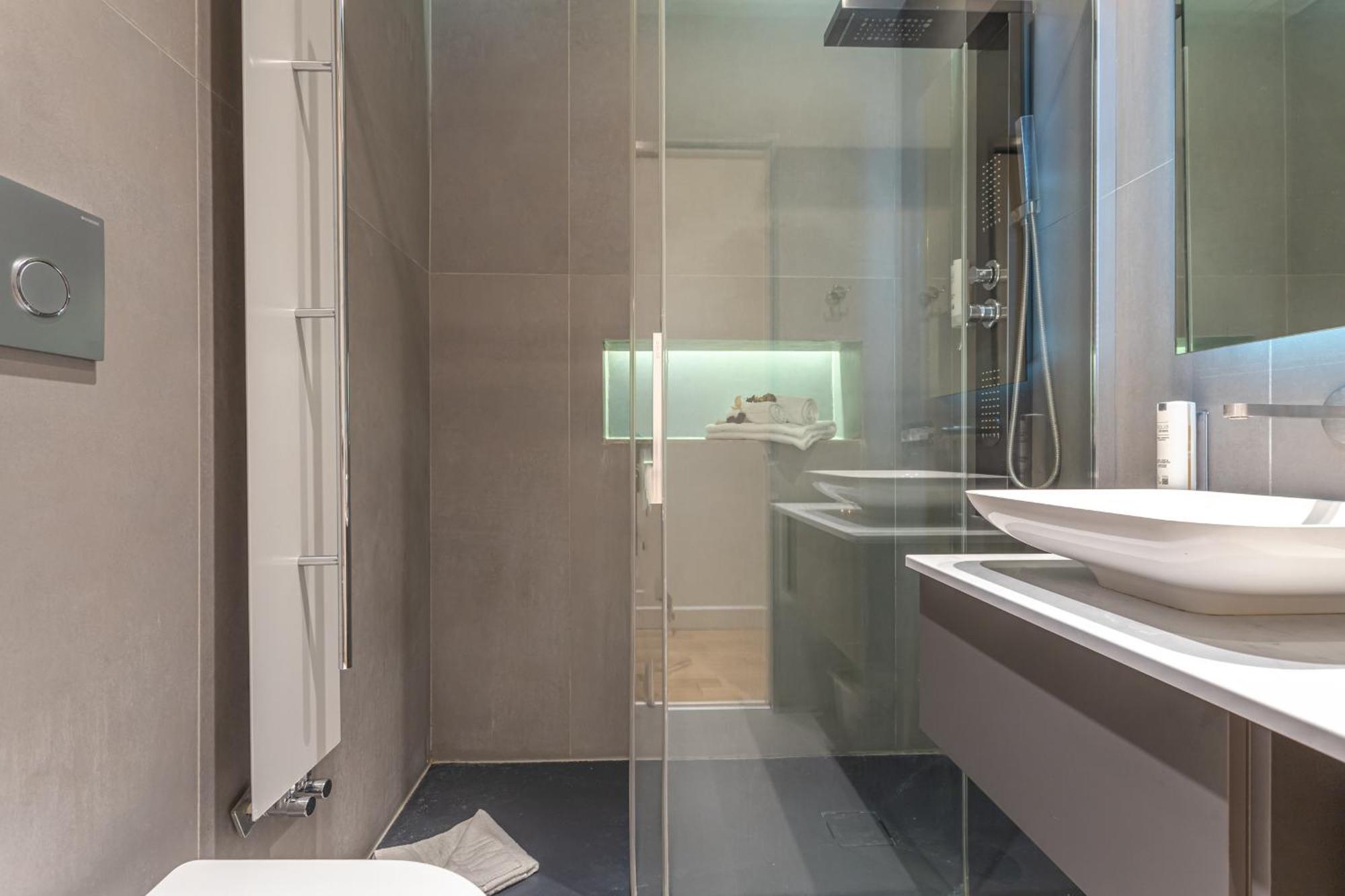 Private Apartment Colosseum Рим Экстерьер фото