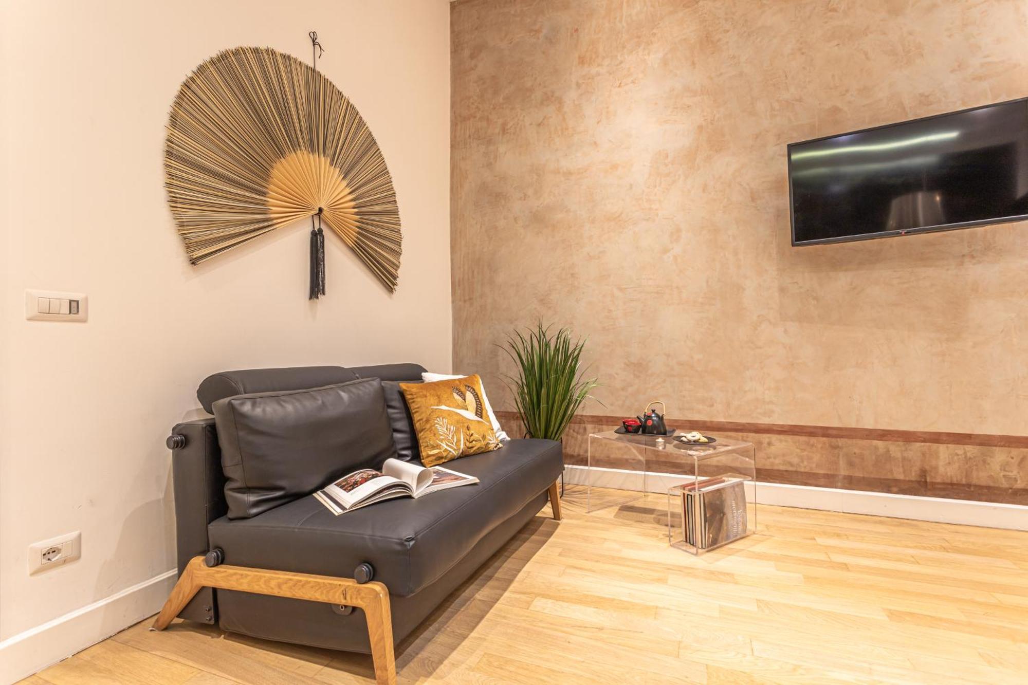 Private Apartment Colosseum Рим Экстерьер фото