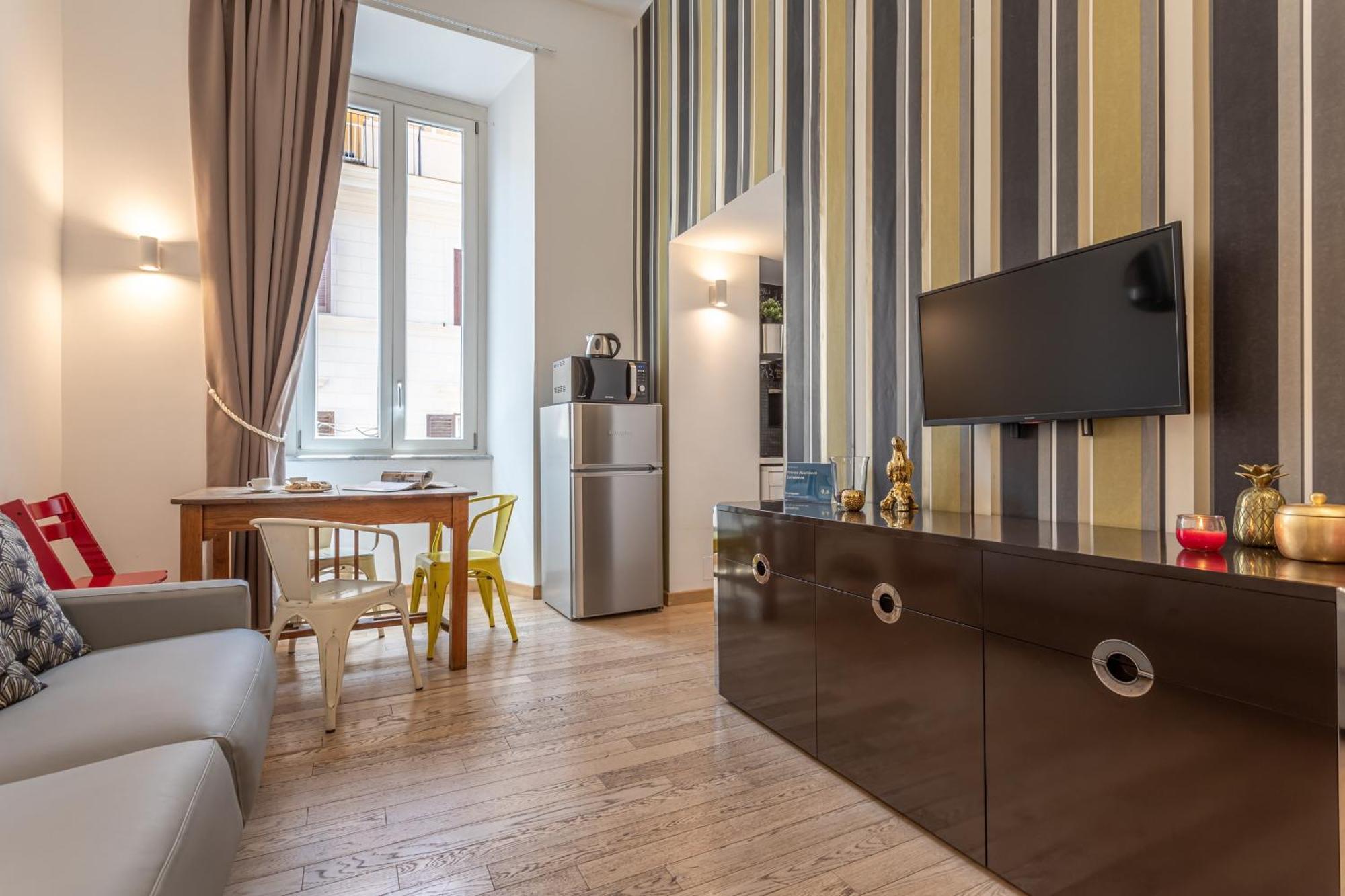 Private Apartment Colosseum Рим Экстерьер фото