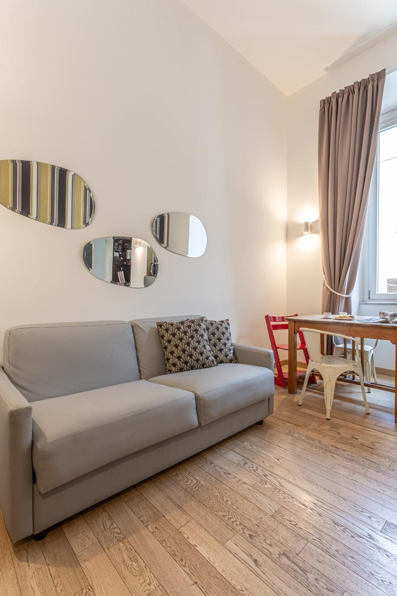 Private Apartment Colosseum Рим Экстерьер фото