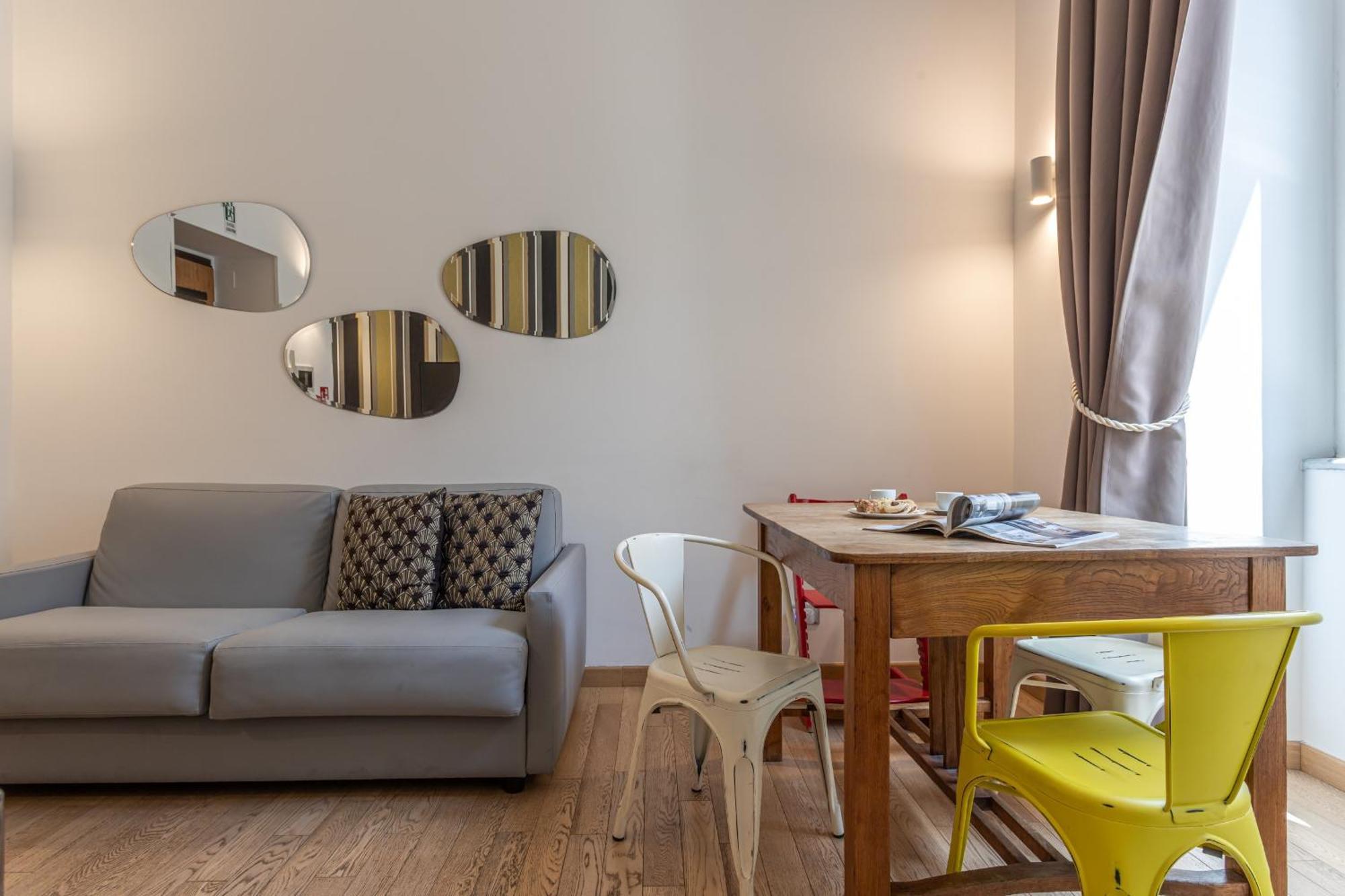 Private Apartment Colosseum Рим Экстерьер фото