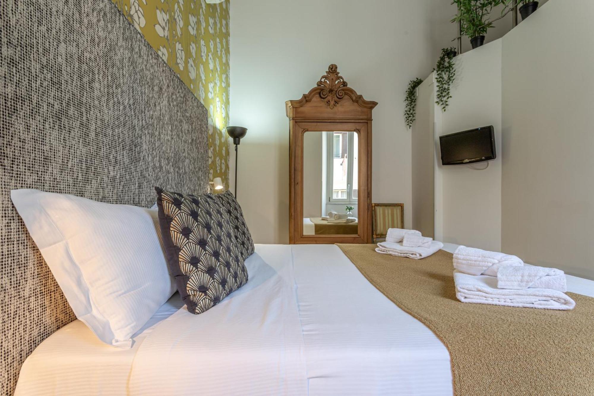 Private Apartment Colosseum Рим Экстерьер фото