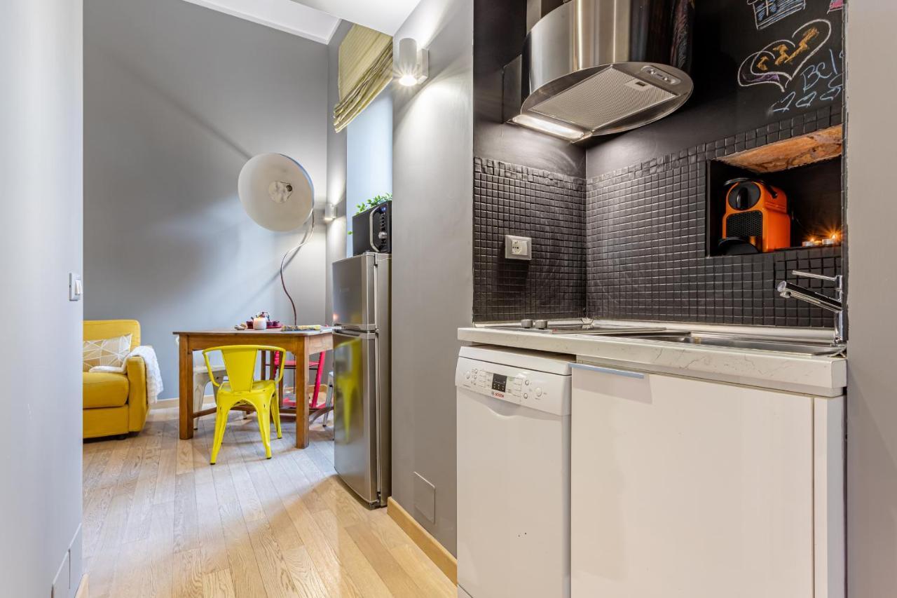 Private Apartment Colosseum Рим Экстерьер фото